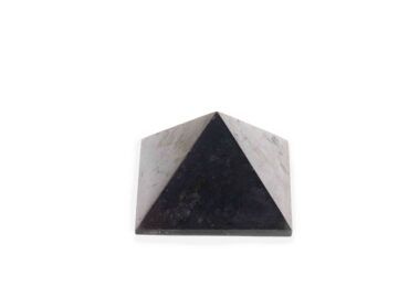 Shungite Pyramid 5 cm (M) - Crystal Dreams
