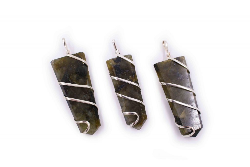 Labradorite flat spiral pendant india - Crystal Dreams