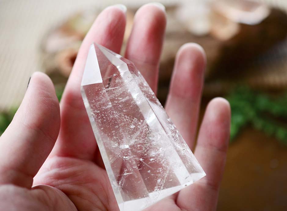 Elevate with High Vibration Quartz: Crystal Healing and Protection
