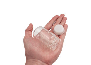 Capsule pour bouteille d’eau en cristal