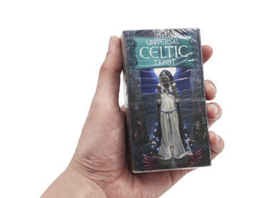Universal Celtic Tarot - Crystal Dreams