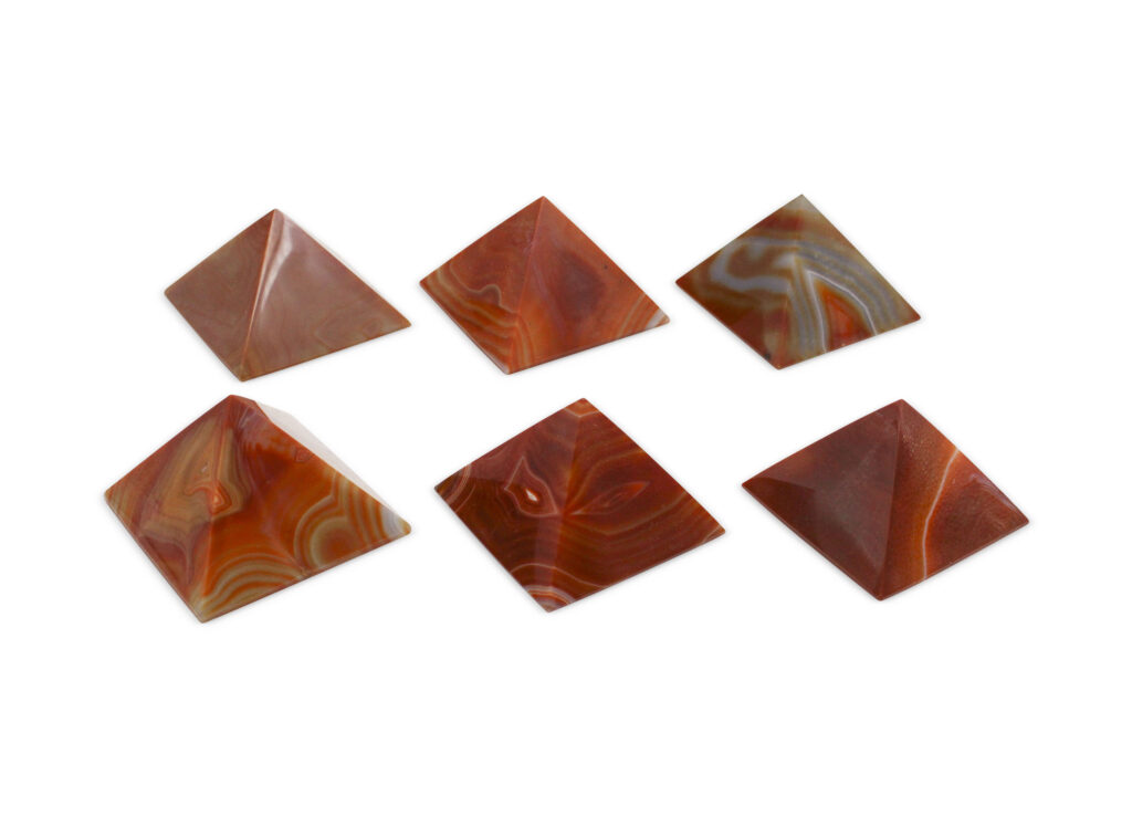 Agate pyramids - Crystal Dreams