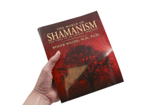 Livre “The World Of Shamanism” (version anglaise seulement)