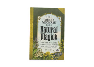 Livre “Modern Witchcraft Book of Natural Magick” (version anglaise seulement)
