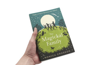 Livre “The Magickal Family” (version anglaise seulement)