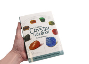 Livre “The Complete Crystal Handbook” (version anglaise seulement)