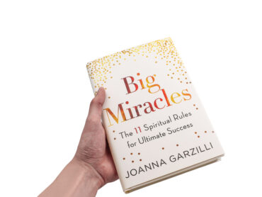 Big Miracles: The 11 Spiritual Rules Book - Crystal Dreams