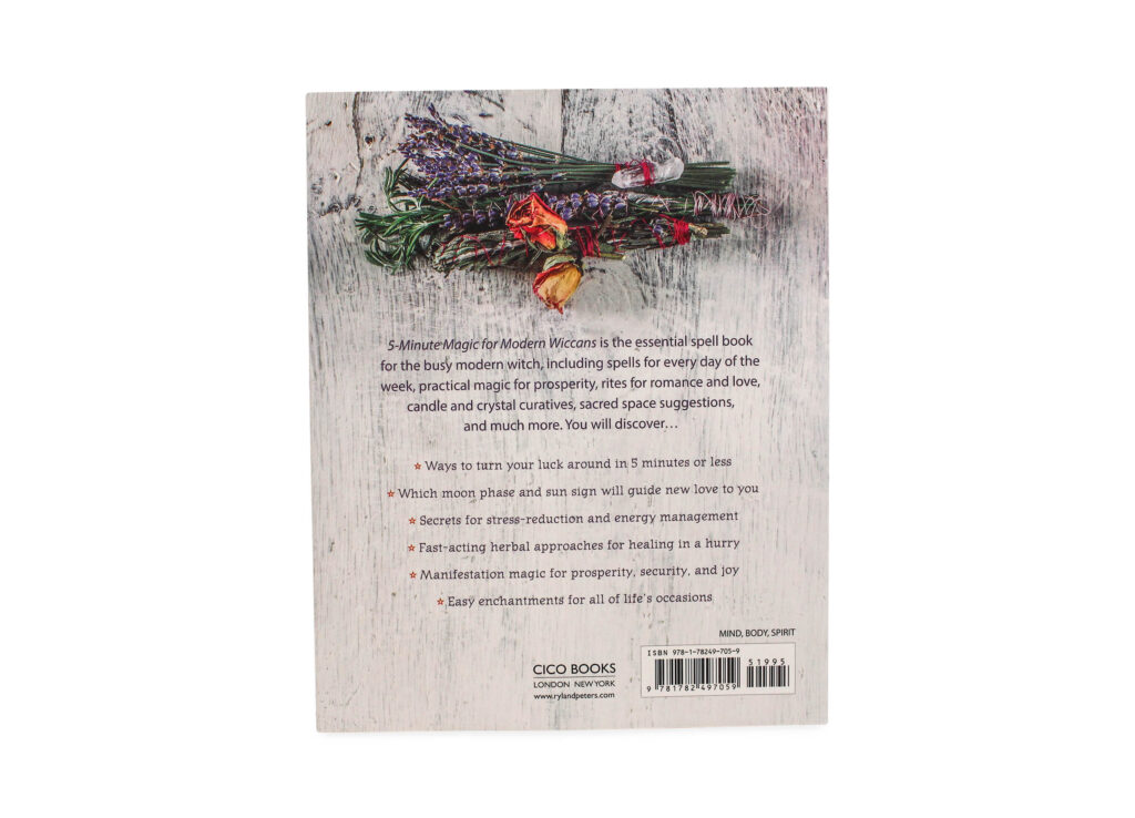 5 Minute Magic for Modern Wiccans Book - Crystal Dreams