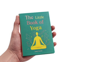 Livre “The Little Book of Yoga” (version anglaise seulement)