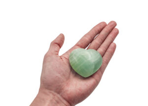 Coeur bombé de calcite verte