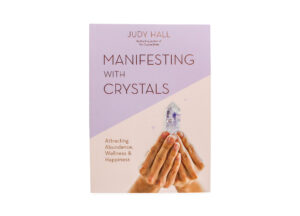 Livre “Manifesting with Crystals” (version anglaise seulement)