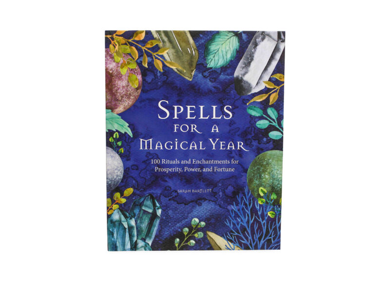 Spells for a Magical Year - Books _ Livres - Crystal Dreams