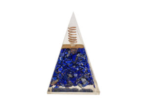 Pyramide d’orgone nubienne – Lapis lazuli (haute)