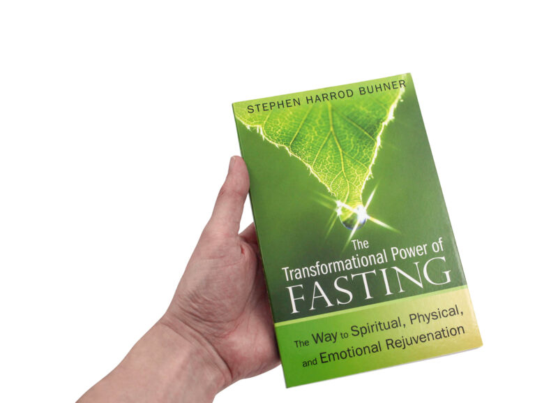 Livre “The Transformational Power of Fasting: The Way to Spiritual, Physical, and Emotional Rejuvenation” (version anglaise seulement)